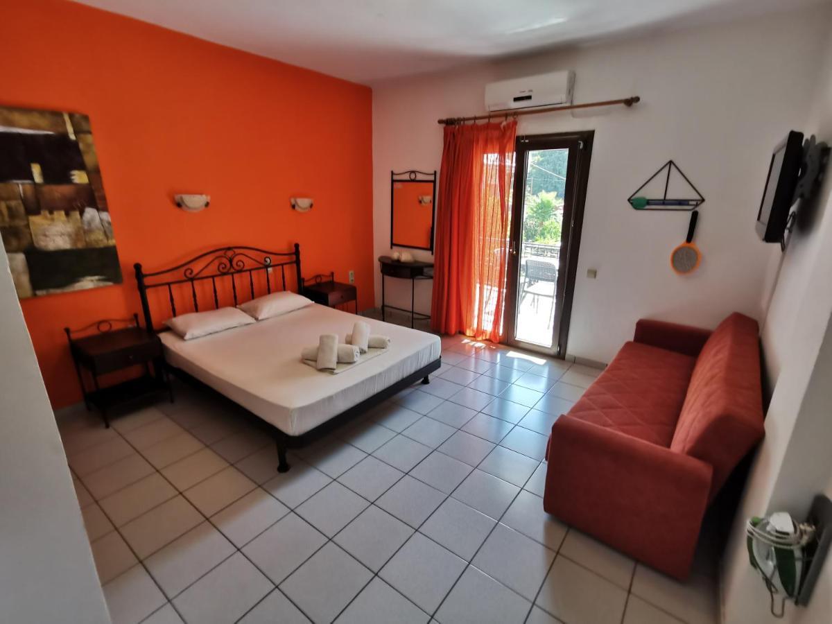 Marinos Aparts Aparthotel Sivota  Exterior photo