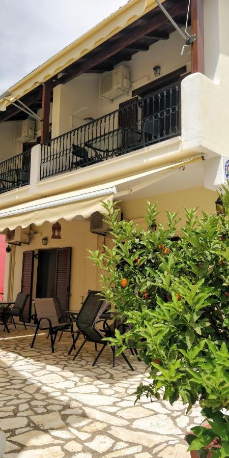 Marinos Aparts Aparthotel Sivota  Exterior photo